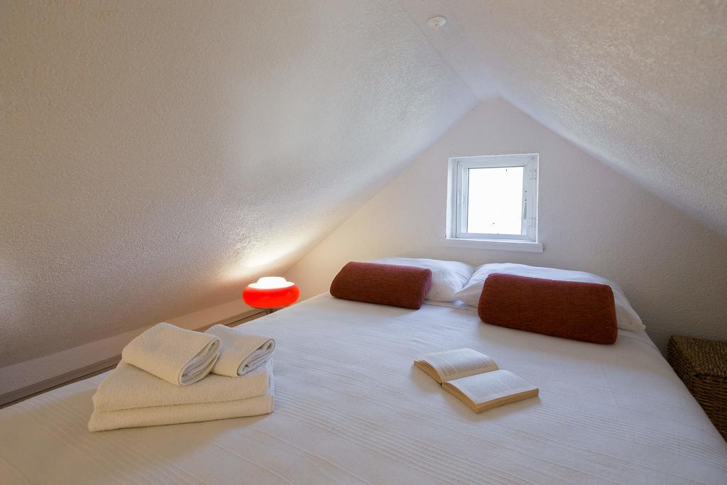 Holiday Home Zlatni San - Private Heated Pool بول الغرفة الصورة