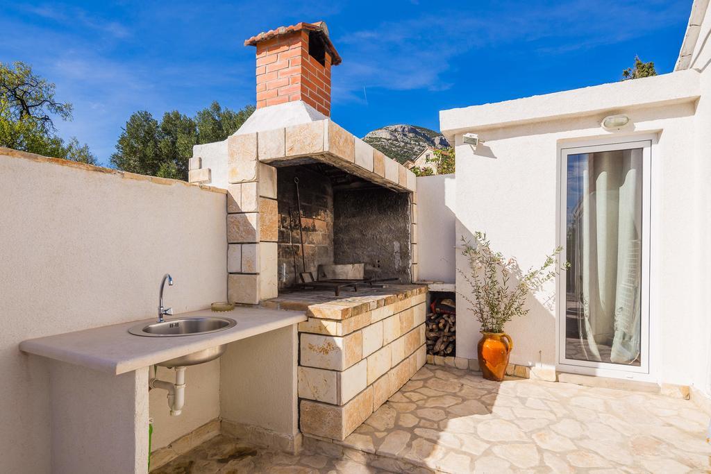 Holiday Home Zlatni San - Private Heated Pool بول الغرفة الصورة