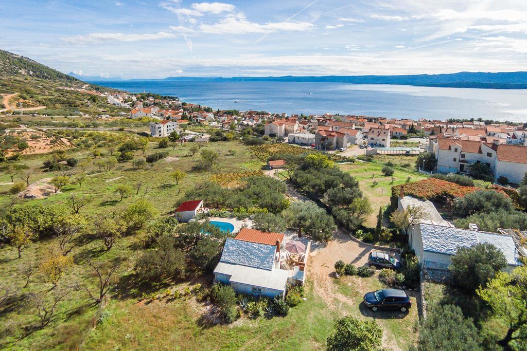 Holiday Home Zlatni San - Private Heated Pool بول الغرفة الصورة