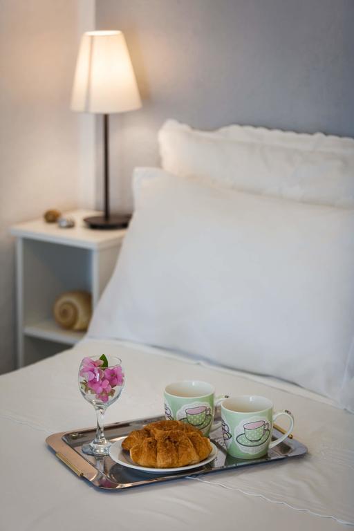 Holiday Home Zlatni San - Private Heated Pool بول الغرفة الصورة